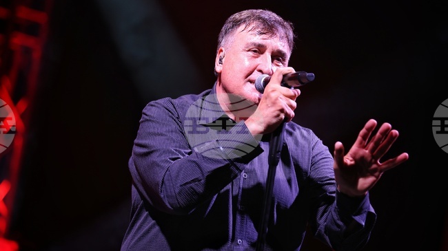 Веселин Маринов ще изнесе концерт в родния си град Полски Тръмбеш