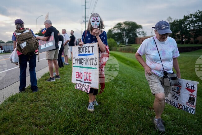 APTOPIX Immigration ICE Ohio