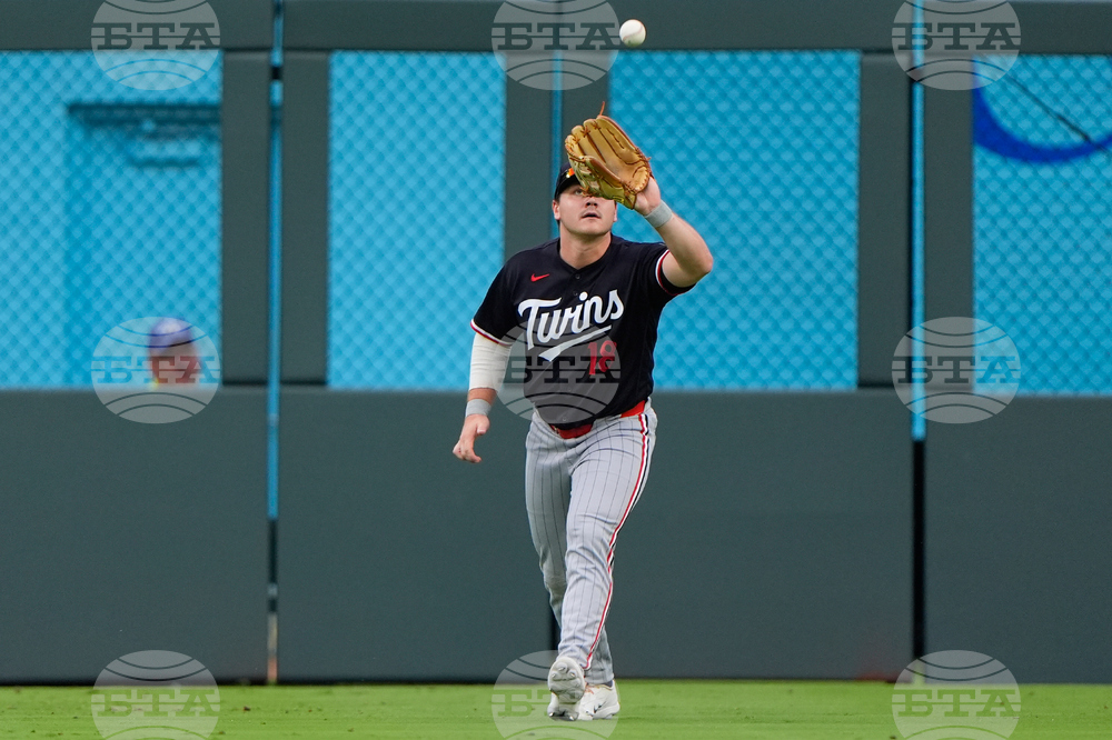 Twins Royals Baseball