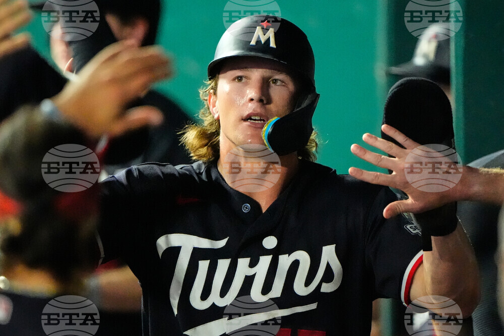 Twins Royals Baseball