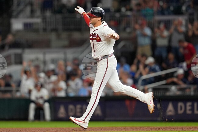 APTOPIX Marlins Braves Baseball