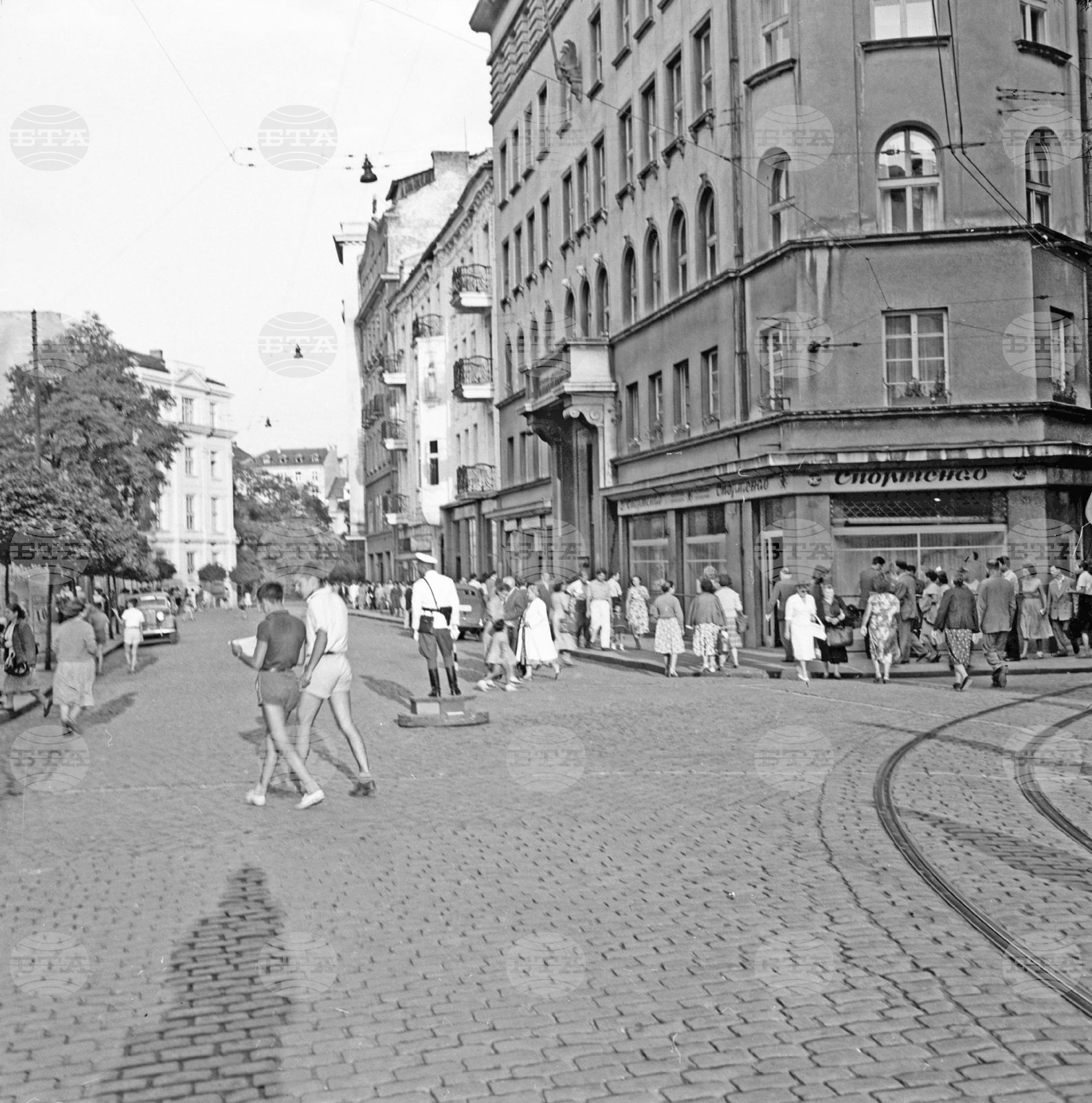Разходка из София през 1957 година