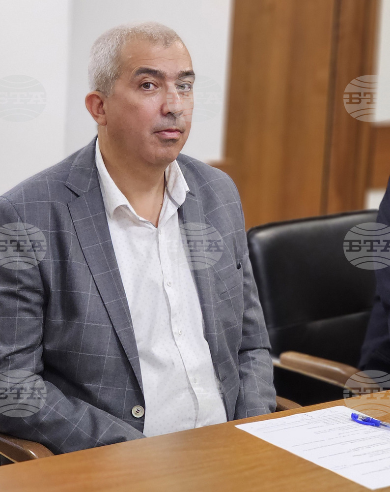 Ако бъда избран за член на ВСС, ще отстоявам заслуженото място на прокуратурата в съдебната власт, каза Радослав Градев