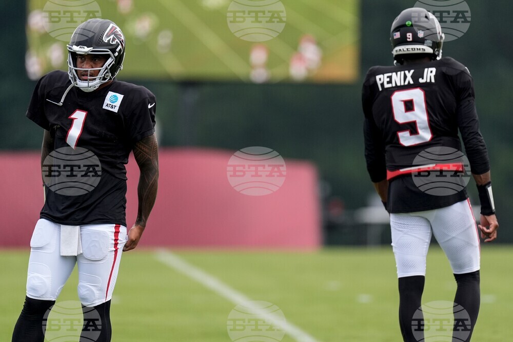 Falcons Camp Football