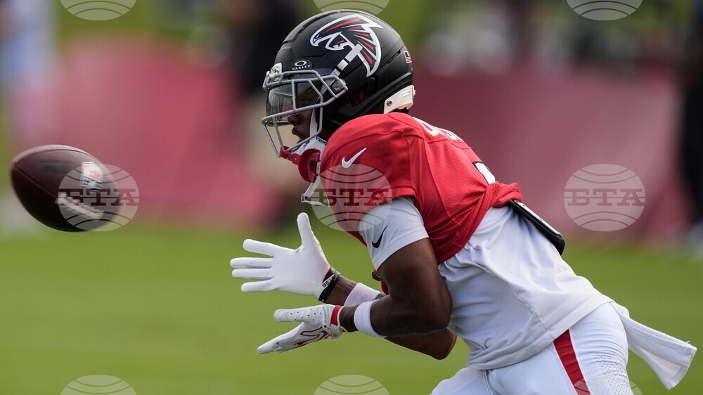 Falcons Camp Football