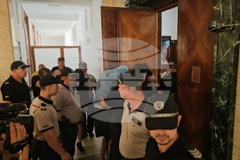 Русе - Окръжен съд - мерки за неотклонение - задържани - фентанил