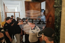 Русе - Окръжен съд - мерки за неотклонение - задържани - фентанил