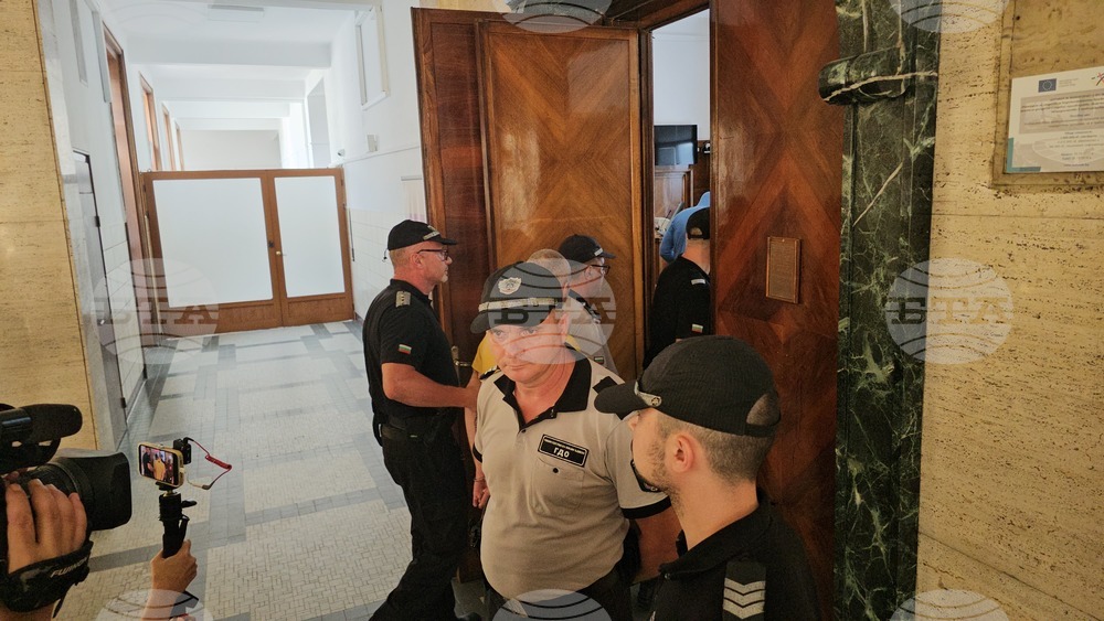 Русе - Окръжен съд - мерки за неотклонение - задържани - фентанил
