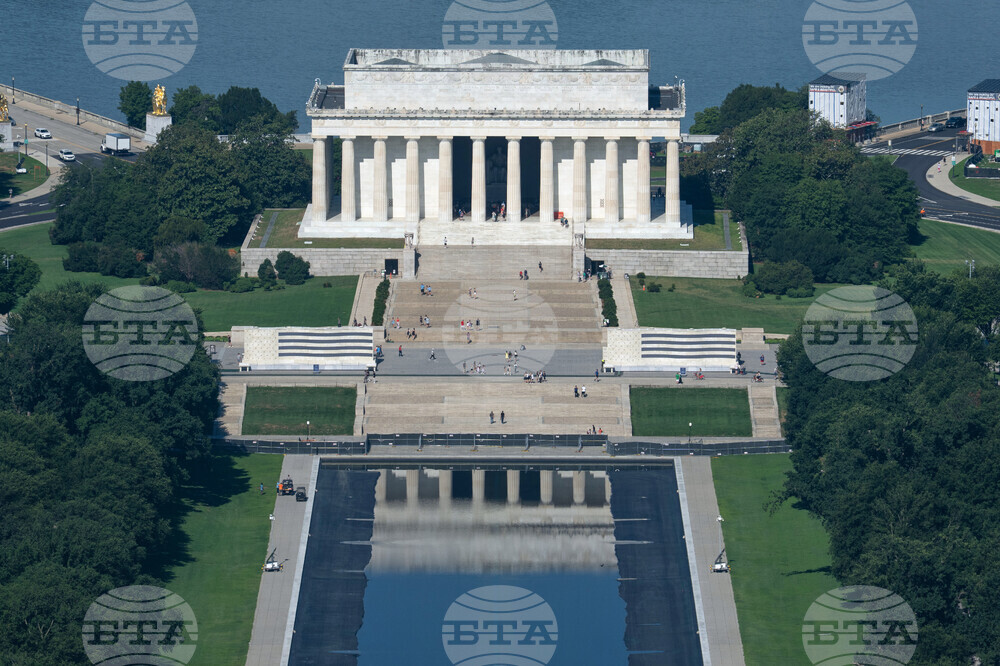 Lincoln Memorial Reflecting Pool
