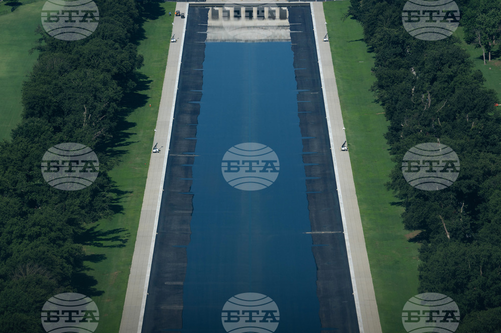 Lincoln Memorial Reflecting Pool