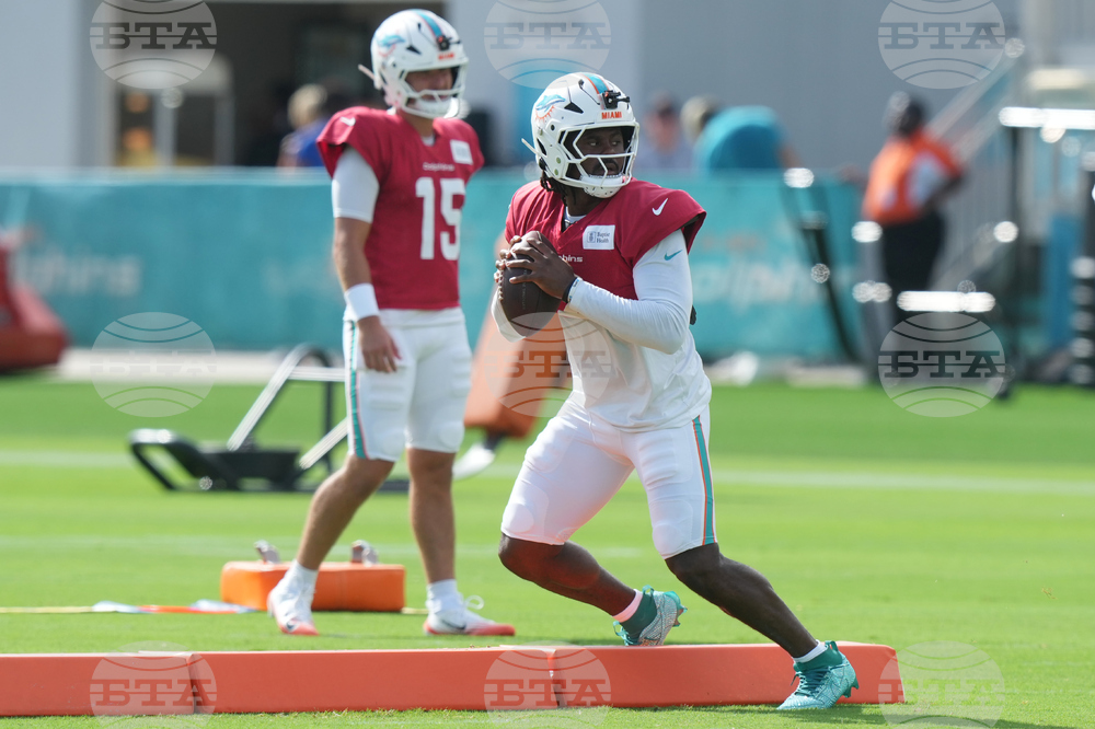 Dolphins Camp Football