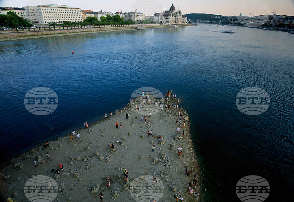 APTOPIX Hungary Extreme Weather Drought