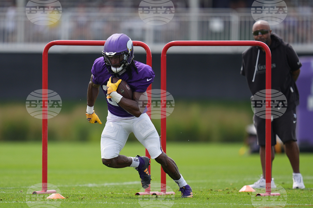 Vikings Camp Football