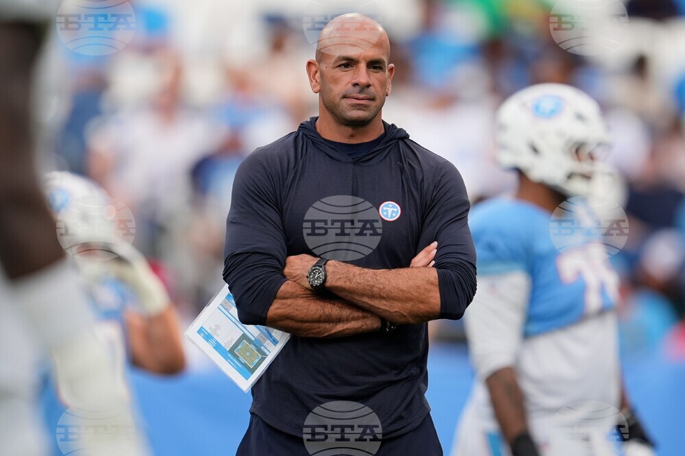 Titans Camp Football