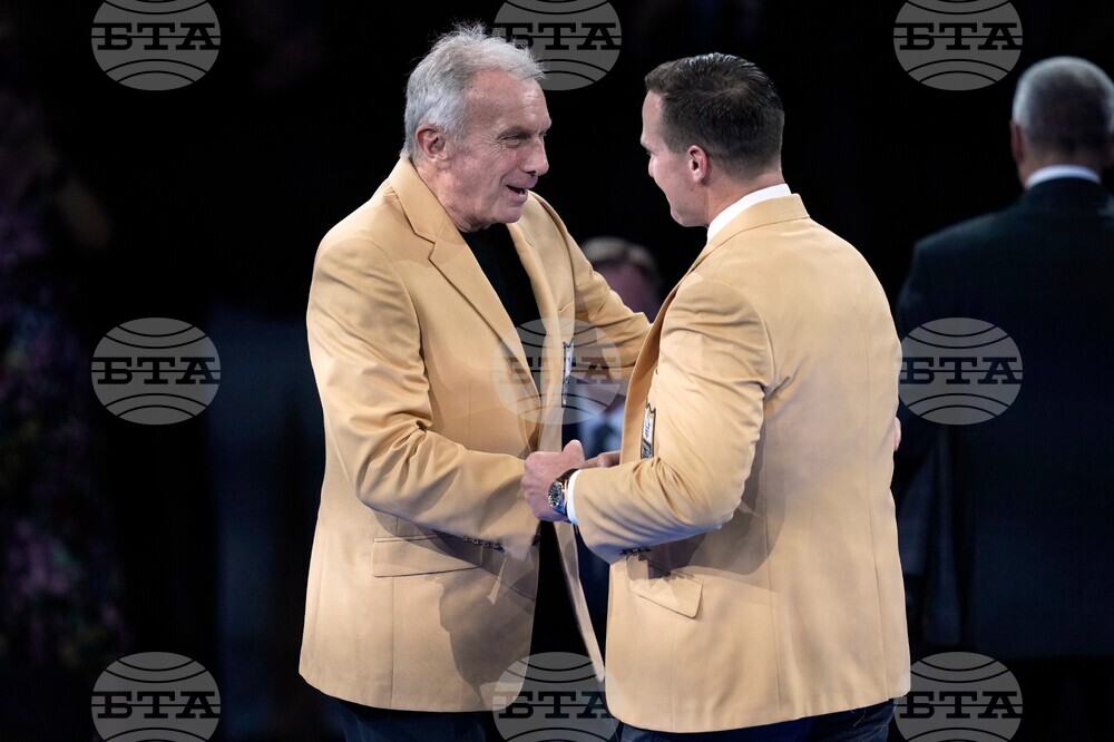 Hall of Fame Football