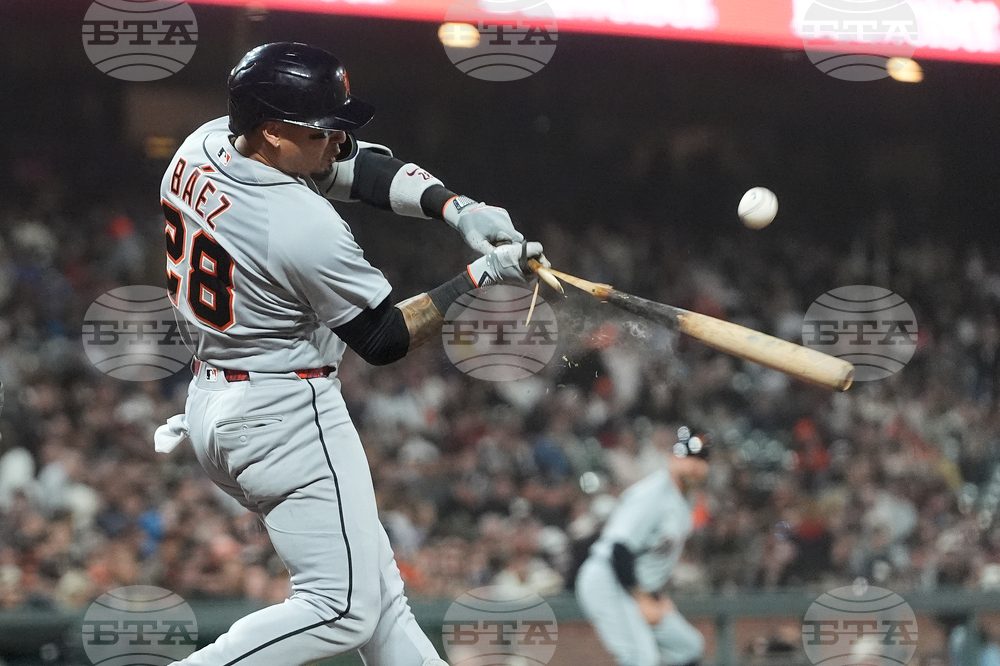 Tigers Giants Baseball