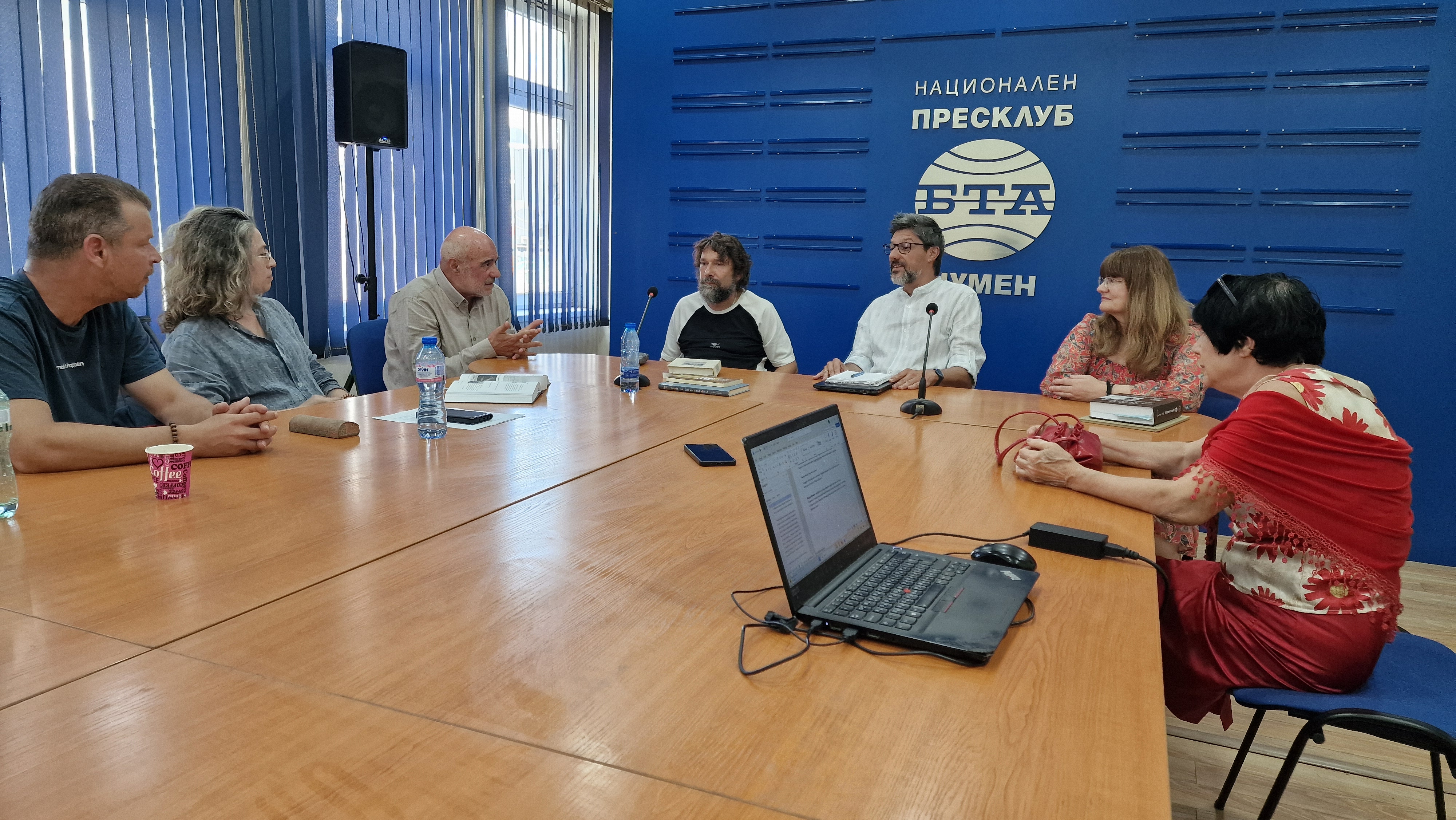 Дискусия, посветена на 160-ата годишнина от рождението на Пенчо Славейков и на модернизма, в Националния пресклуб на БТА в Шумен