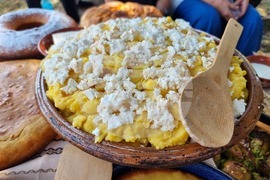 Село Черна гора - Празник на качамака