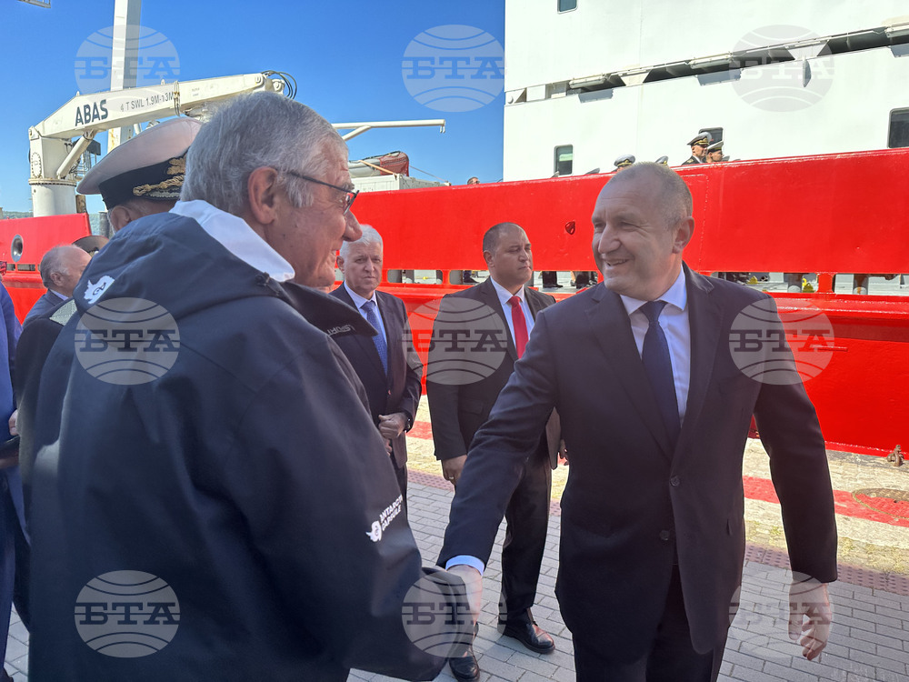 Научноизследователският кораб „Св.св. Кирил и Методий“ се завърна у дома след 127 дни плаване до Антарктида