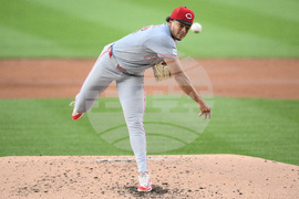Reds Nationals Baseball