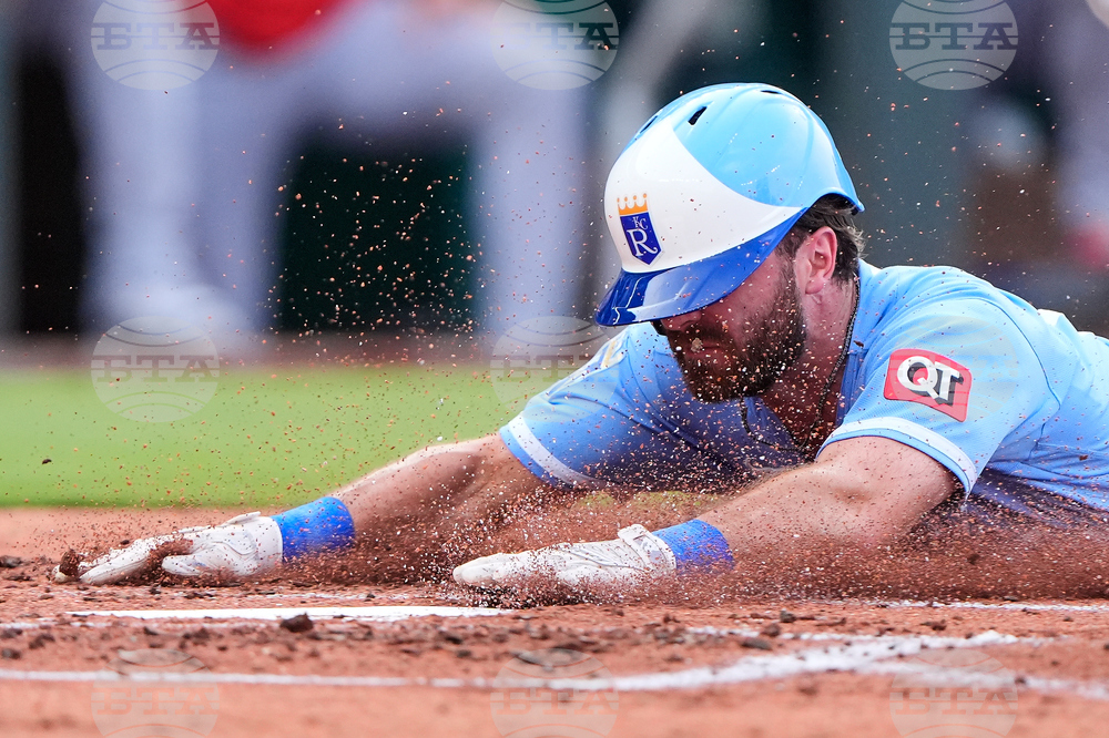 Cubs Royals Baseball