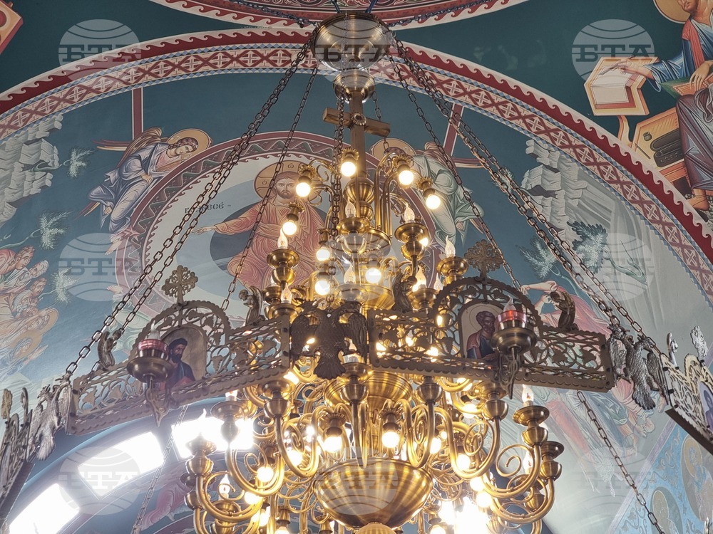 Ямбол - храм „Успение на Пресвета Богородица“ - литургия