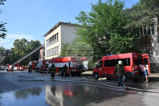 Потушени са 143 пожара през изминалото денонощие, един е пострадал