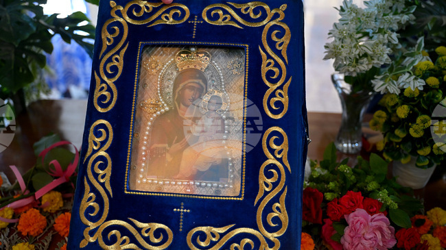 Чудотворната мироточива Иверска икона на Пресвета Богородица идва във Велико Търново на 13 август