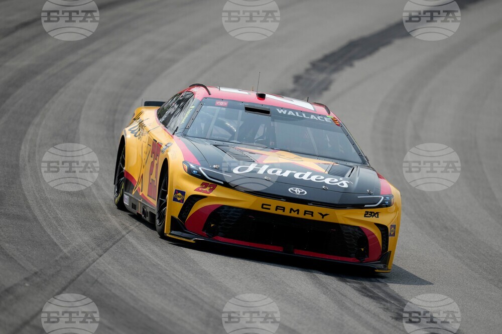 NASCAR Iowa Auto Racing