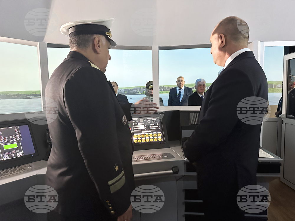 Варна - Румен Радев - ВВМУ „Н. Й. Вапцаров“
