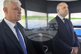 Варна - Румен Радев - ВВМУ „Н. Й. Вапцаров“