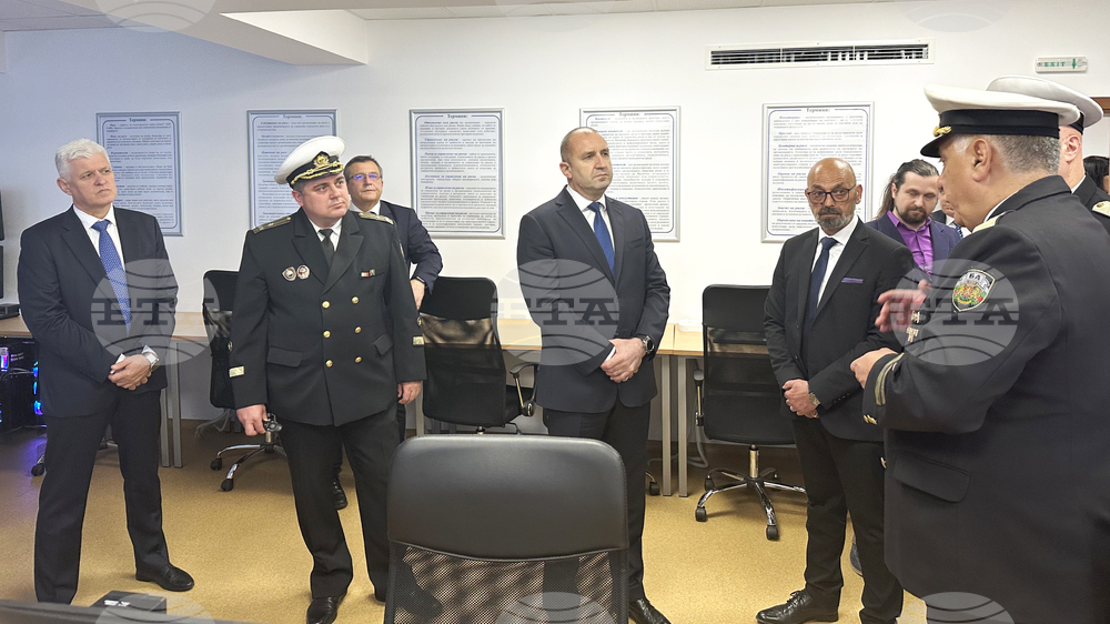 Варна - Румен Радев - ВВМУ „Н. Й. Вапцаров“