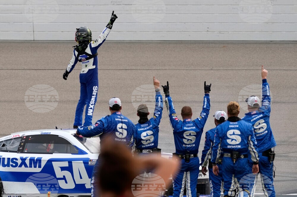 NASCAR Iowa Auto Racing