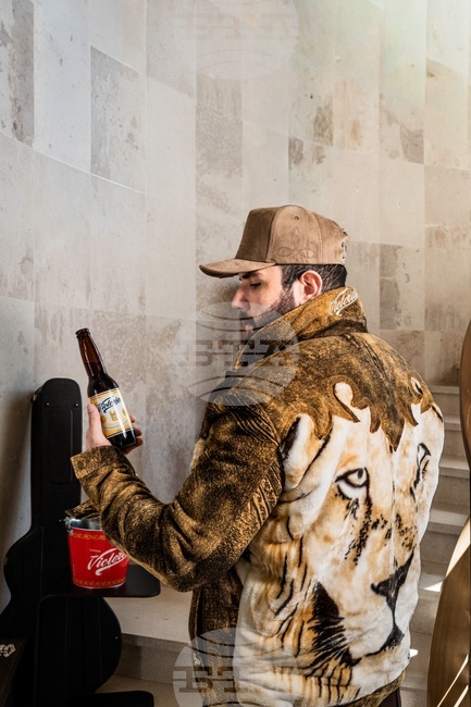 Carin's Cobija Content Capture / Victoria Beer