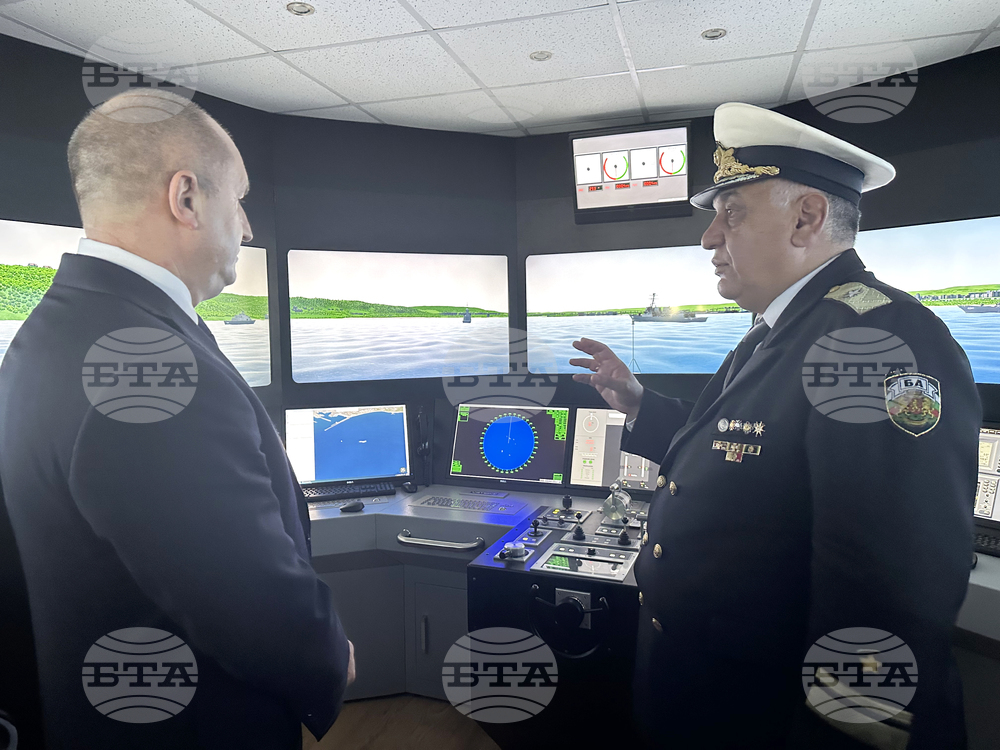 Варна - Румен Радев - ВВМУ „Н. Й. Вапцаров“