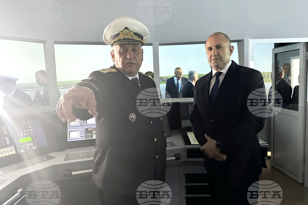 Варна - Румен Радев - ВВМУ „Н. Й. Вапцаров“