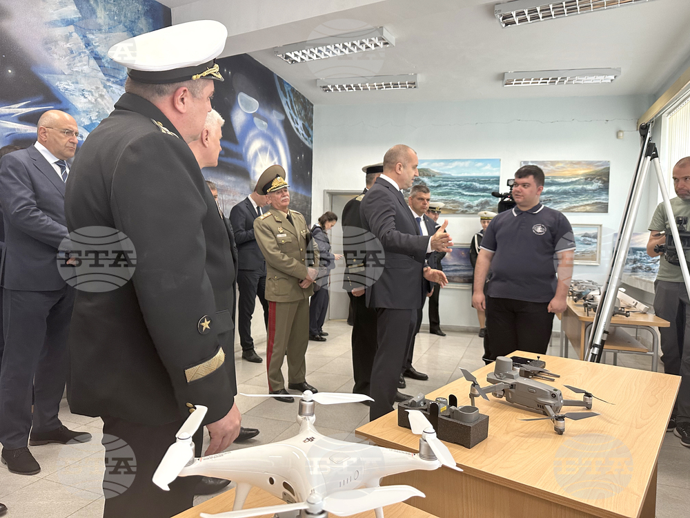 Варна - Румен Радев - ВВМУ „Н. Й. Вапцаров“