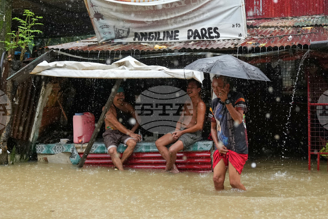 APTOPIX Philippines Extreme Weather Asia Storm