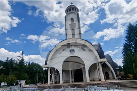 Смолян - църква - изографисване