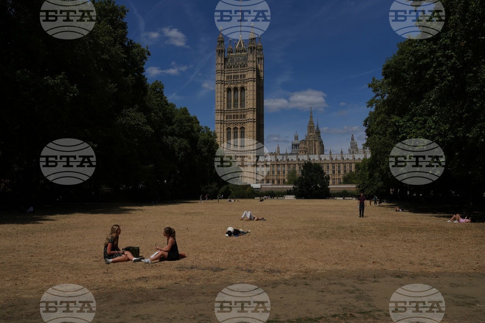 APTOPIX Britain Extreme Weather Heat