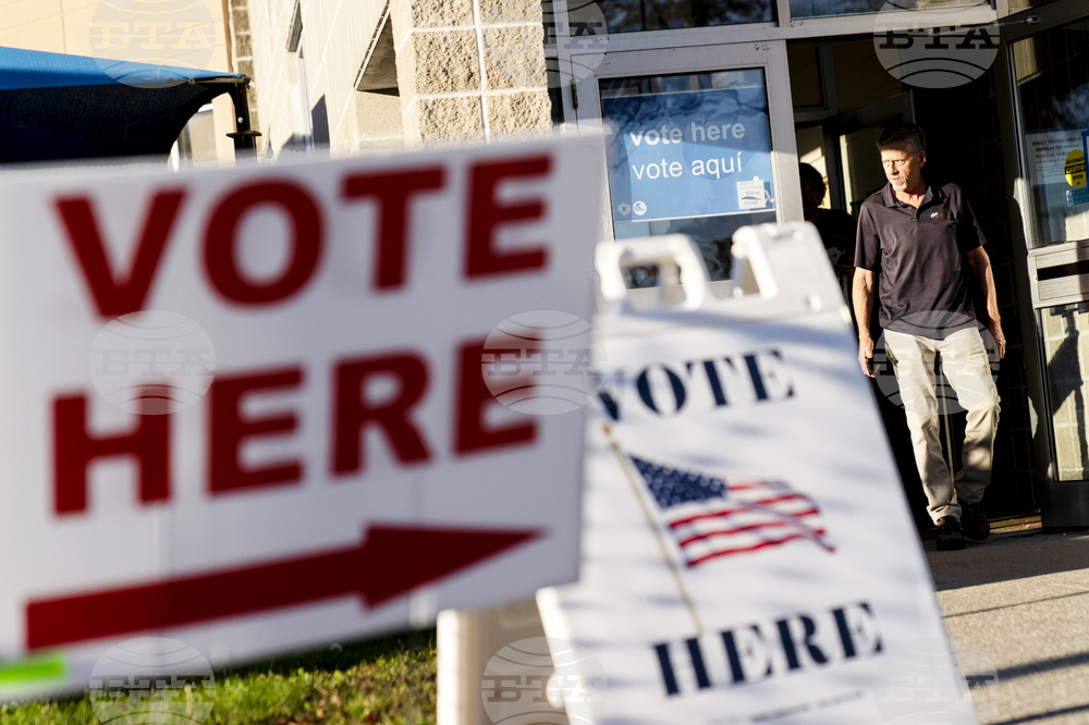 В навечерието на междинните избори в САЩ републиканците имат предимство сред по-възрастните избиратели, сочи проучване на Ройтерс/"Ипсос" 