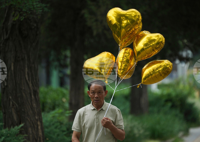 APTOPIX China Daily Life