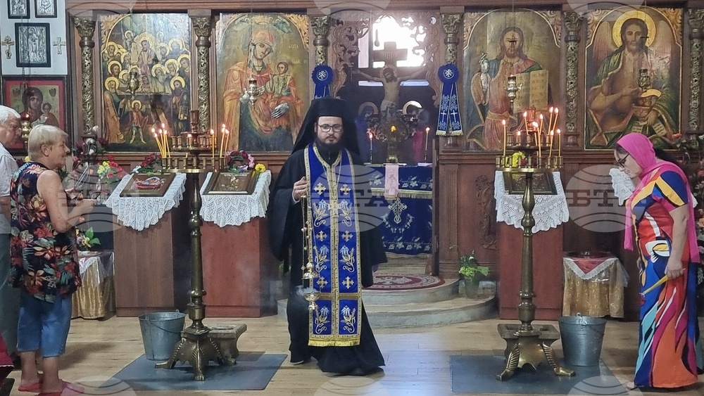Нова Загора - икона на Пресвета Богородица Акатистна, Атонска