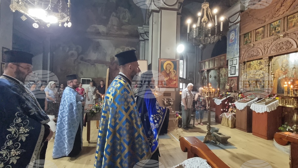 Нова Загора - икона на Пресвета Богородица Акатистна, Атонска