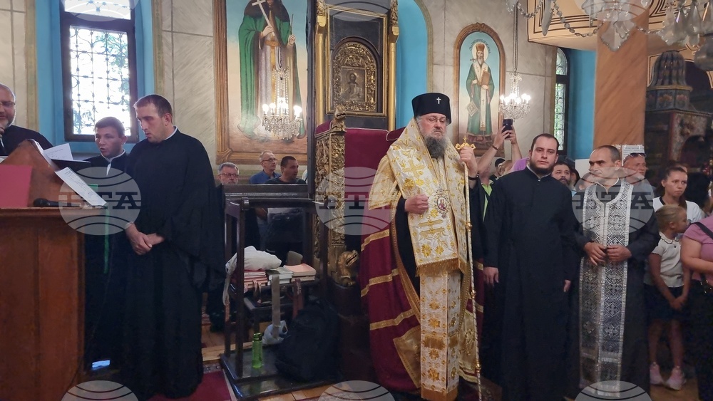 Враца - посрещане на Хавайската чудотворна икона на Пресвета Богородица