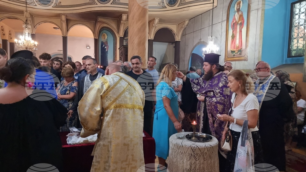 Враца - посрещане на Хавайската чудотворна икона на Пресвета Богородица