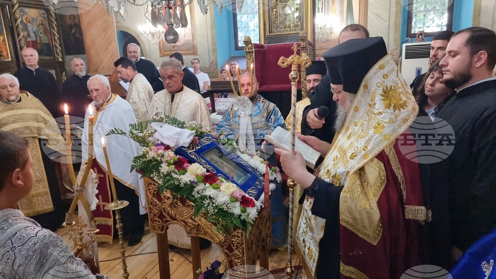 Враца - посрещане на Хавайската чудотворна икона на Пресвета Богородица