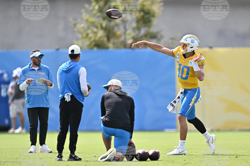 Chargers Camp Football