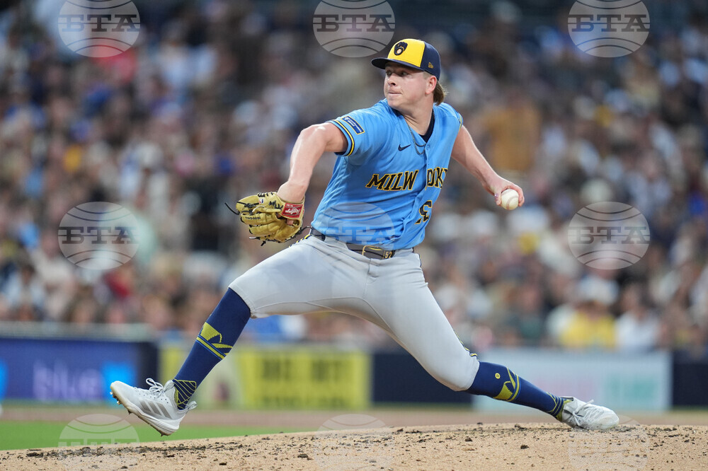 Brewers Padres Baseball