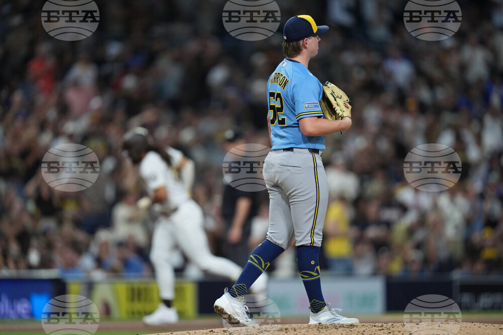 Brewers Padres Baseball